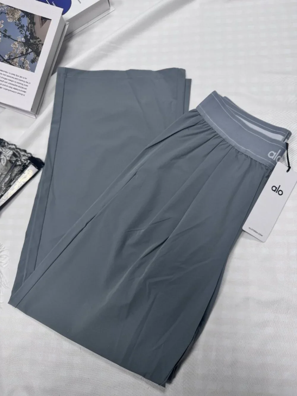 ALO Yoga brand new